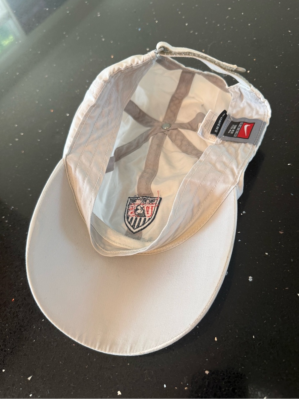 Nike White US Soccer Shield Athletic Cap - Picture 4 of 5